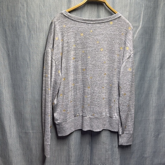 GAP Gray Star-Patterned Women's Top size large - Picture 7 of 8